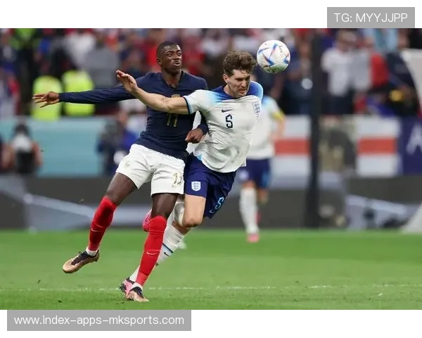 登贝莱抢断后直接策动进攻